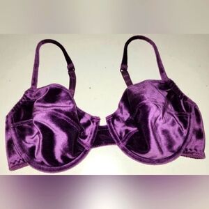 BOGO 50% OFF Pretty Purple Velvet 34C, No Pads, Wired Bra, SOFT